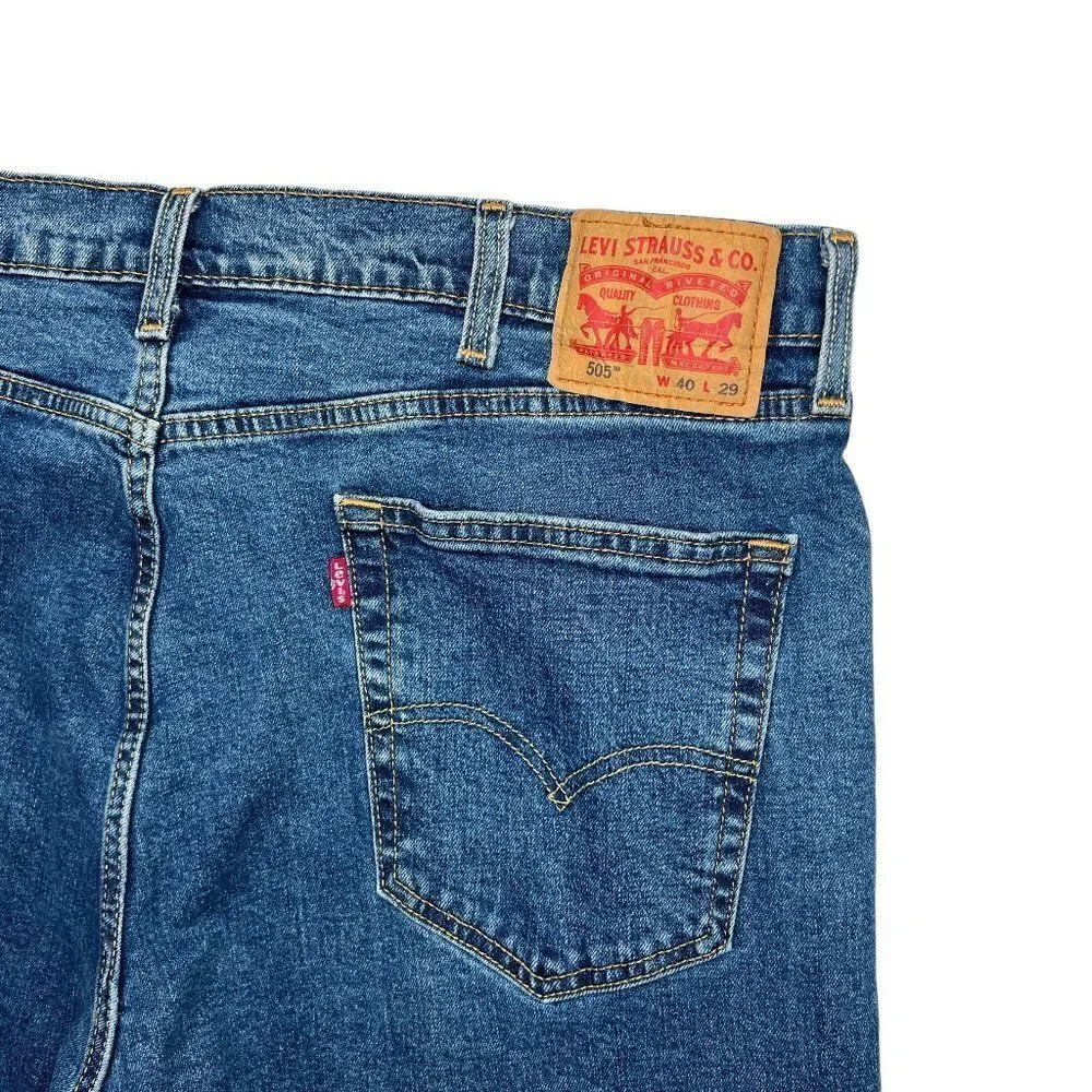 Levi's Men's Medium‎ Wash 505 Regualr Fit Jeans